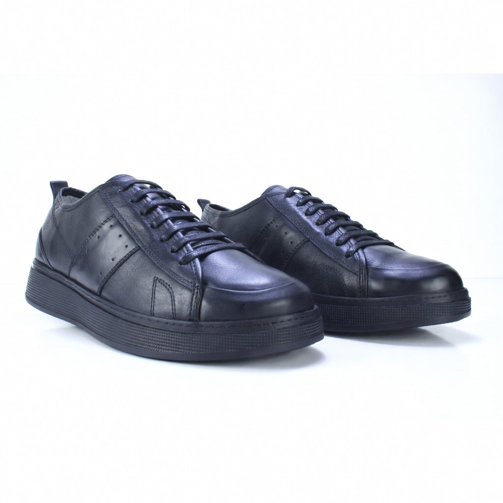 Sneakers Leather