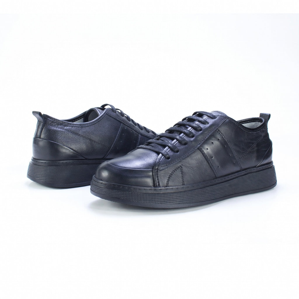 Sneakers Leather