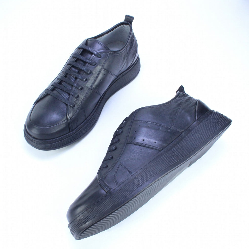 Sneakers Leather